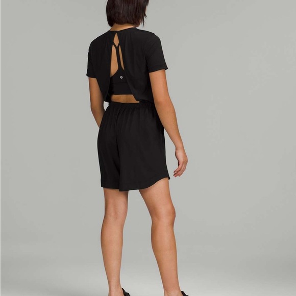 Lululemon Lightweight High-Neck Romper W1DU9R Black size 6 - Picture 2 of 6